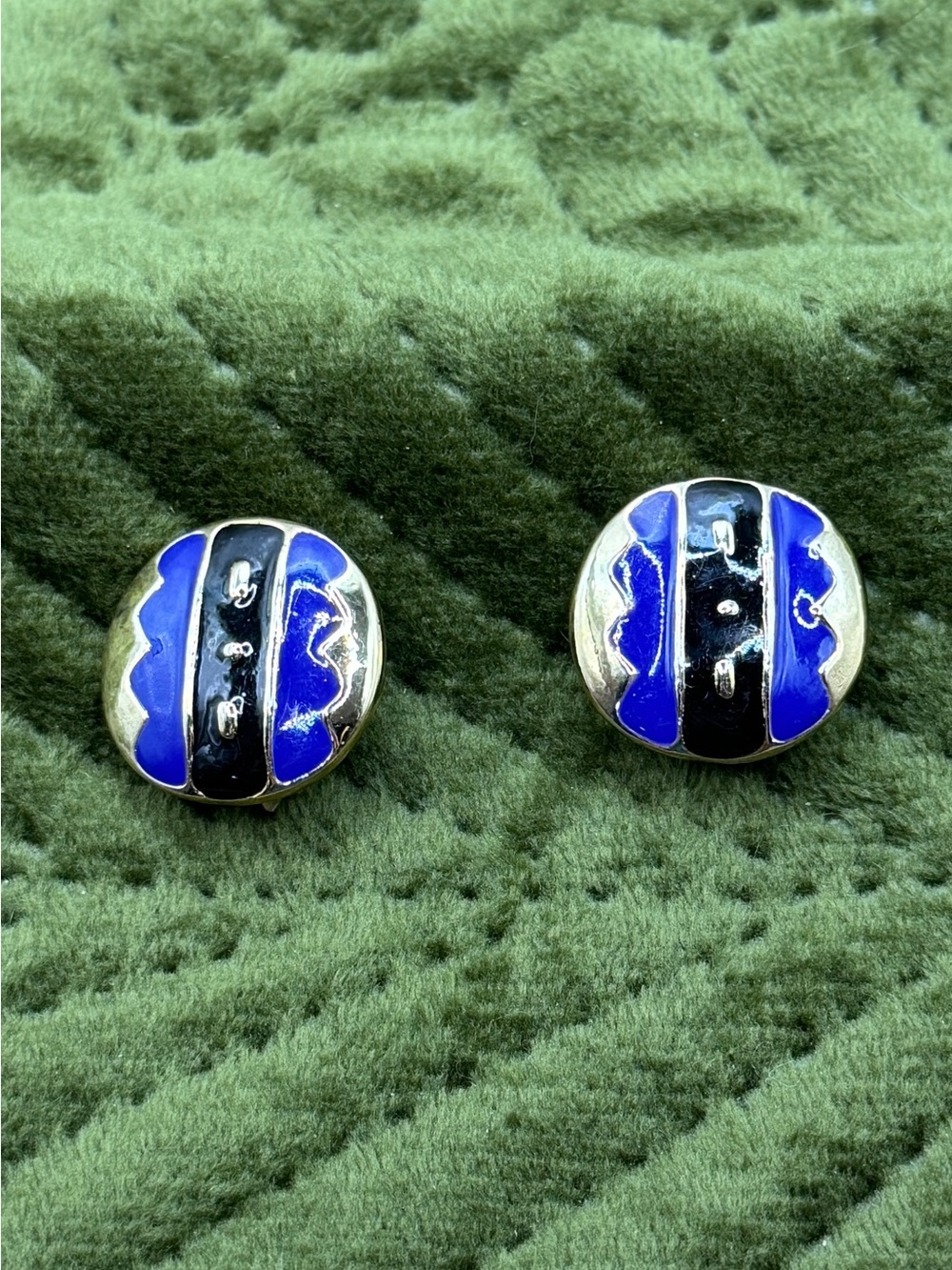 Vintage 80s Gold Blue and Black Enamel Round Clip Earrings